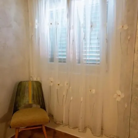 Hobbit Apartment *