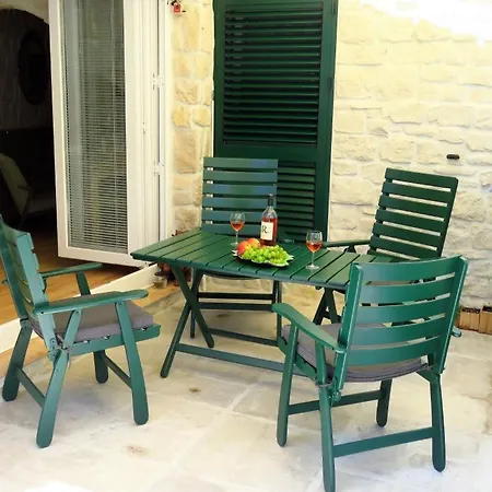 Apartment Hobbit Zadar