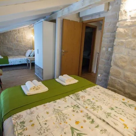Apartment Hobbit Zadar