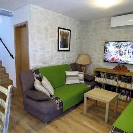 Hobbit Apartment Zadar